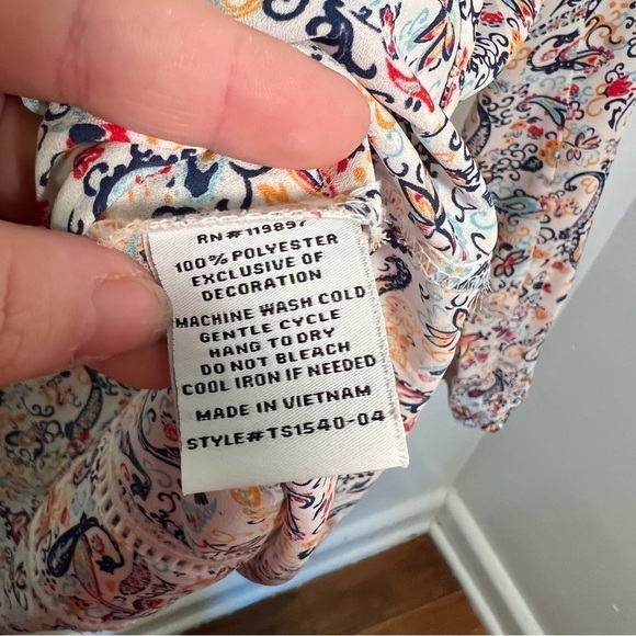 Collective Concepts Warner Lattice Detail Blouse Ivory Paisley - Picture 13 of 14